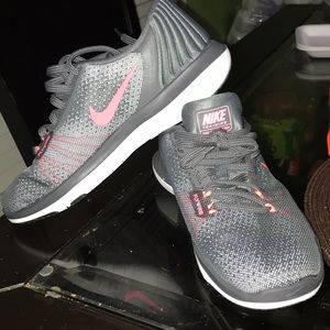 Nike Flex Trainers